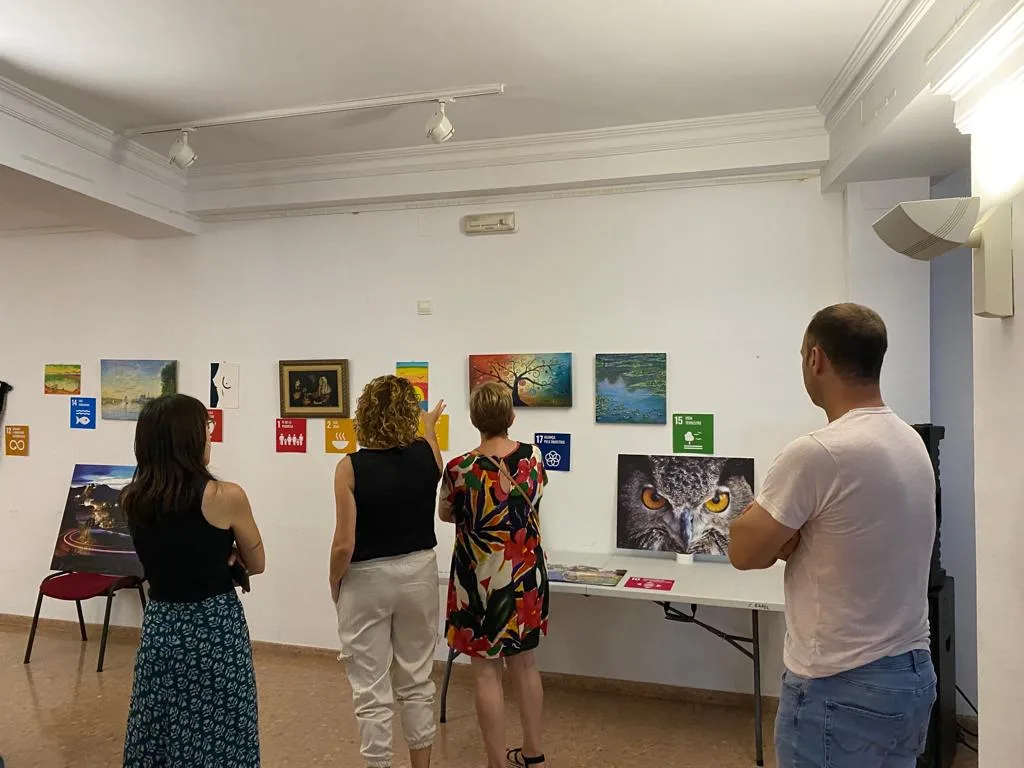 Concurso-exposición de arte y artesanía